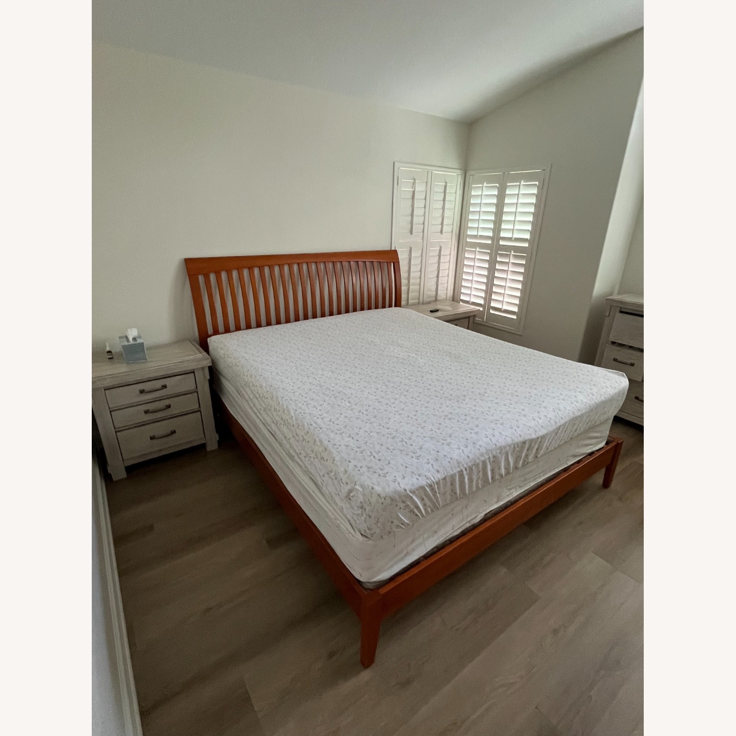 California King Bed - image-2