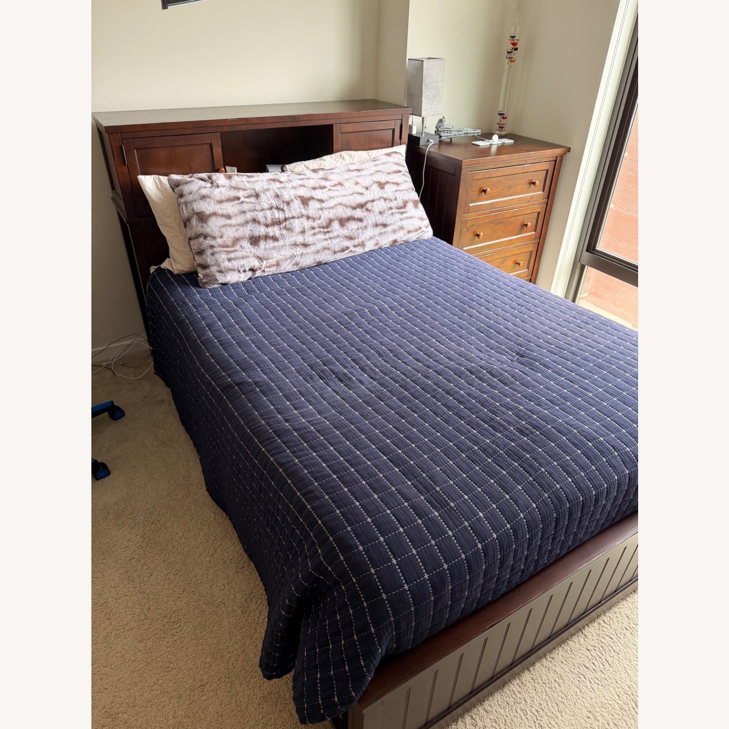Pottery Barn Teen Beadboard Dark Brown Wood Full Bed - image-5