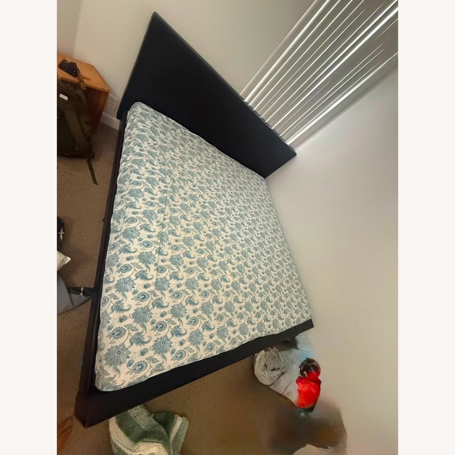 King Bed - image-2