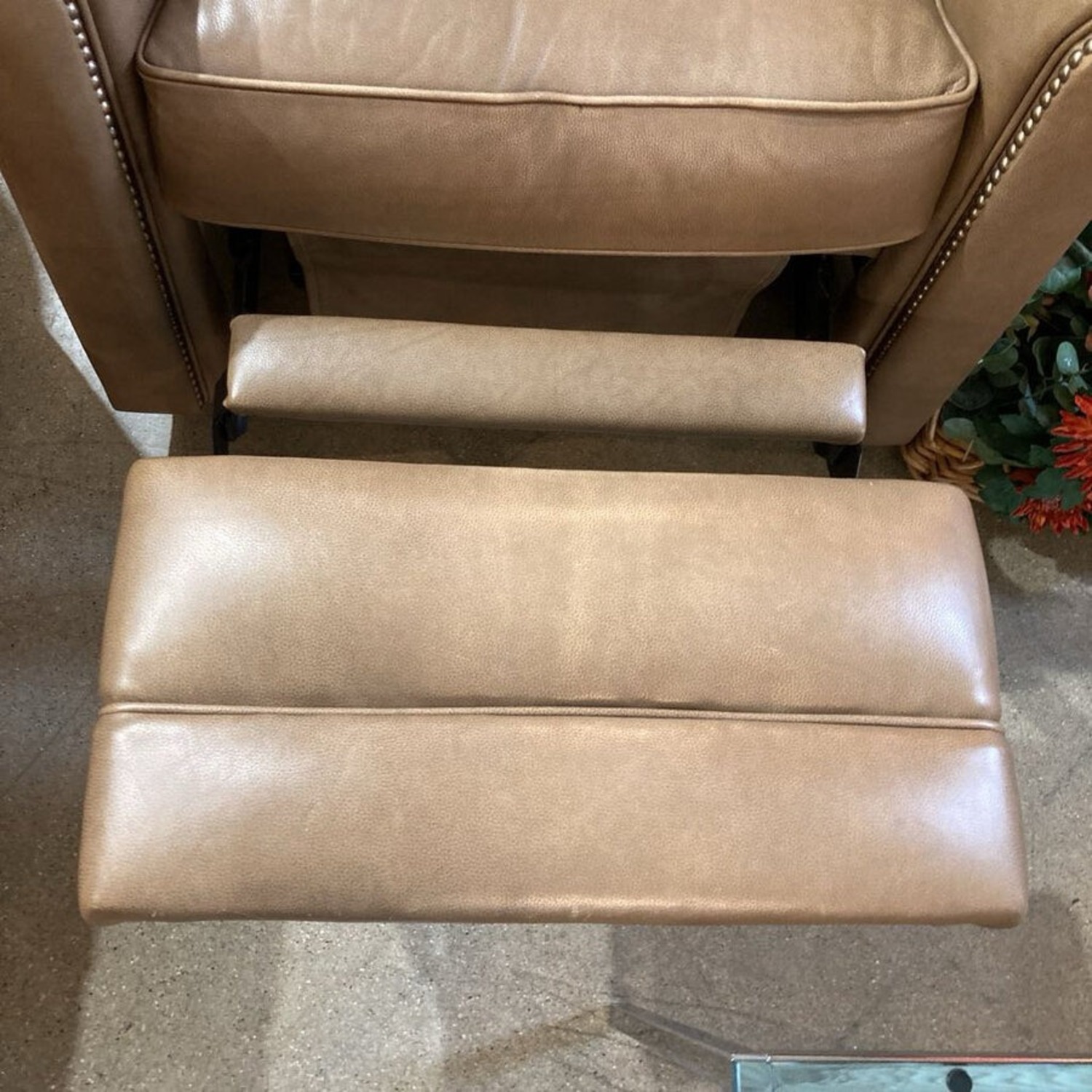 Barcalounger Churchill Manual Recliner - image-9