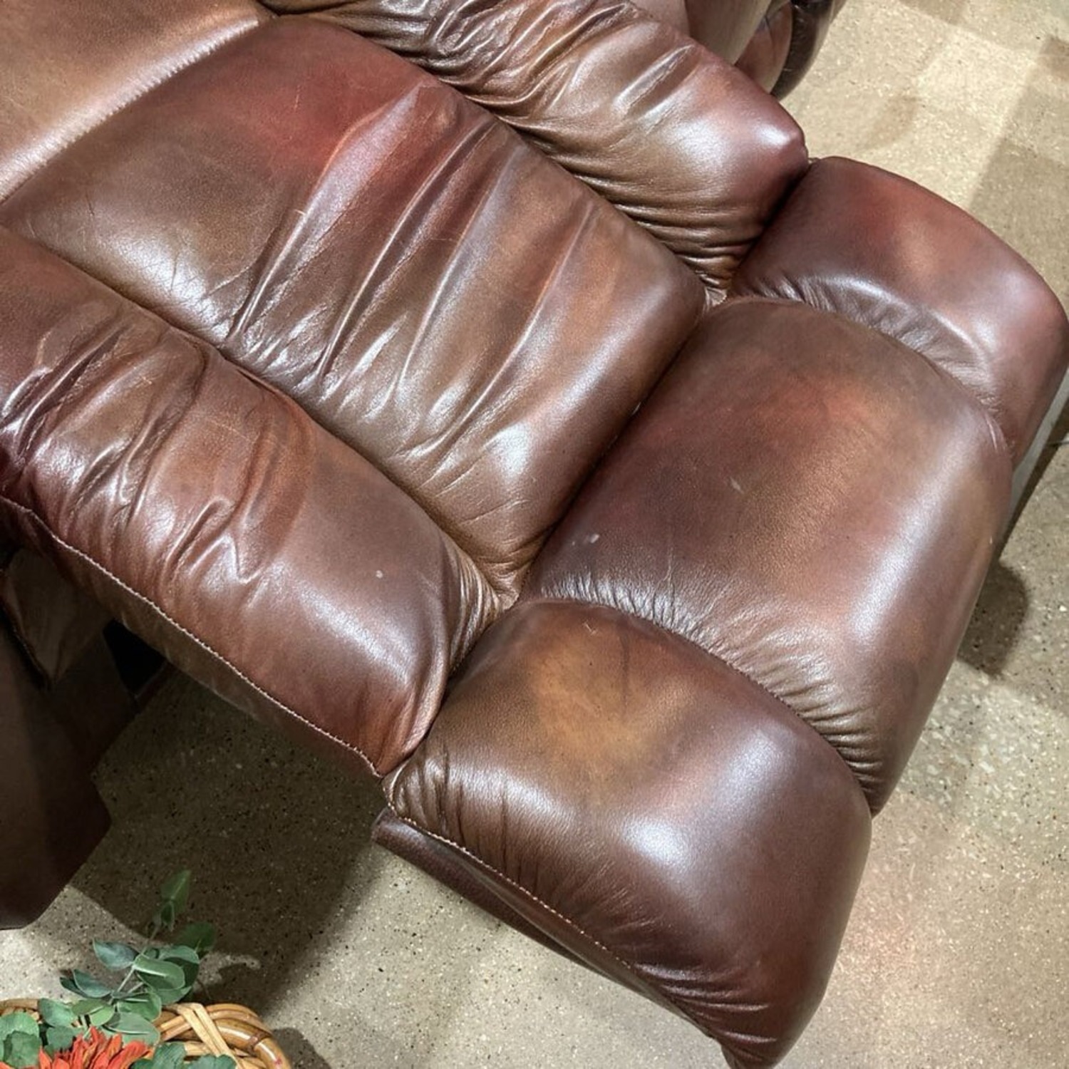 La-Z-Boy Reclining Sofa - image-9