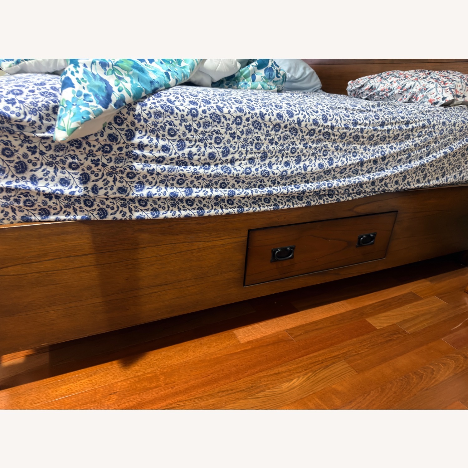 Bob's Discount Furniture Mission Oak II Natural King Bed  - image-3