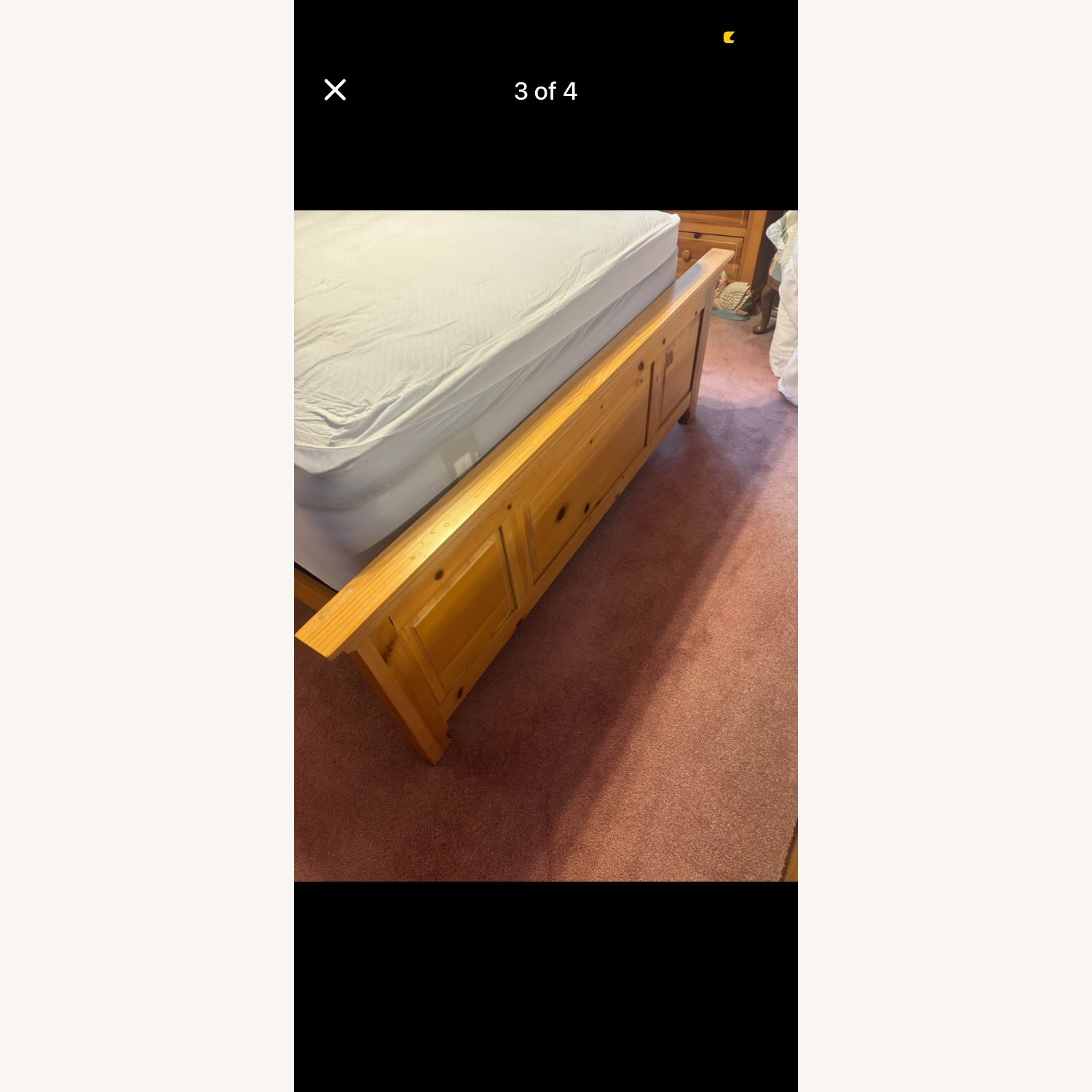Broyhill Fontana Full Oak Bedframe - image-3