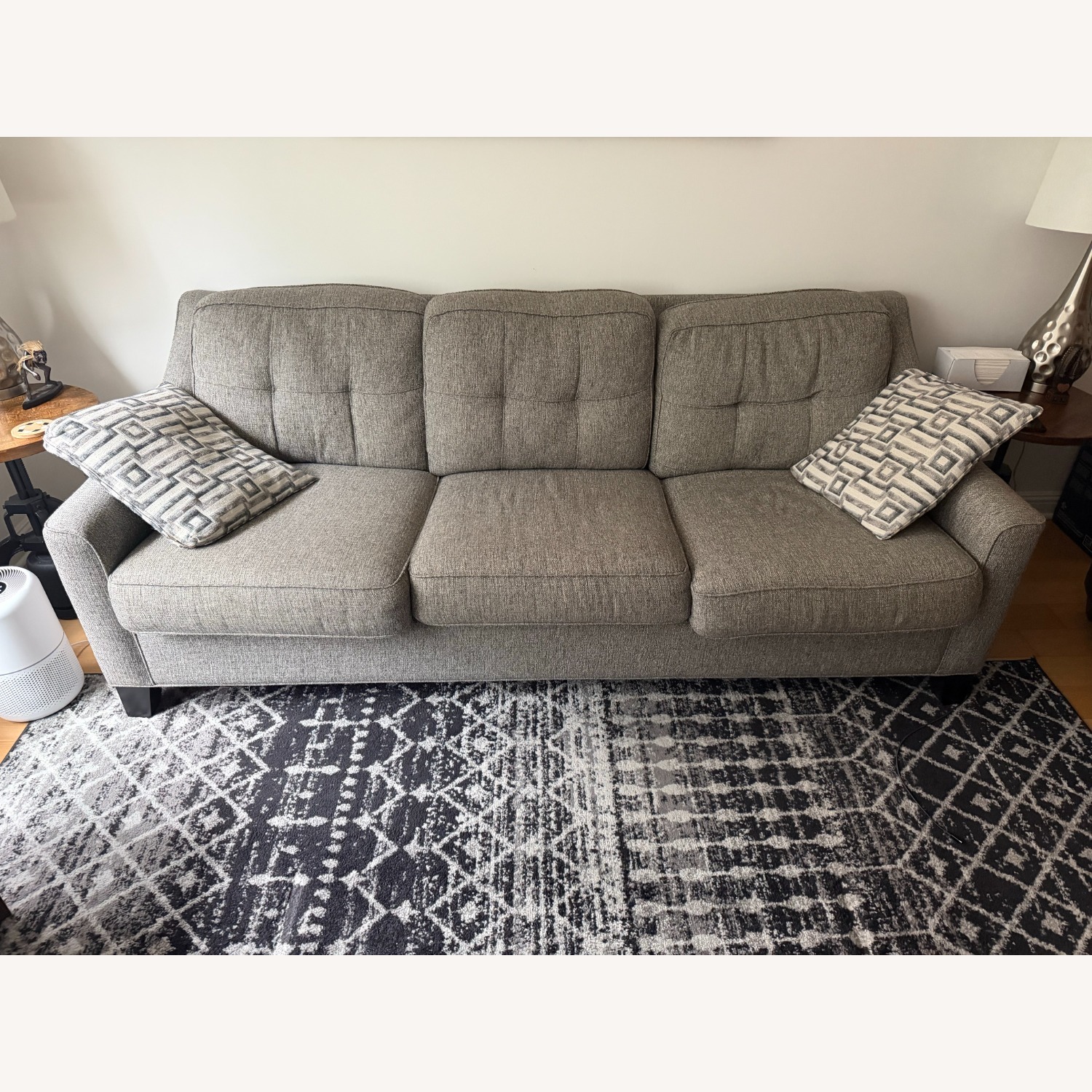 Raymour & Flanigan Light Gray 3+ Seater Sofa - image-1