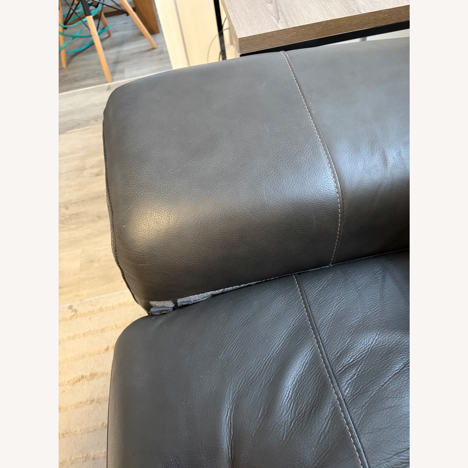 Reclyning Leather Sofa - image-6
