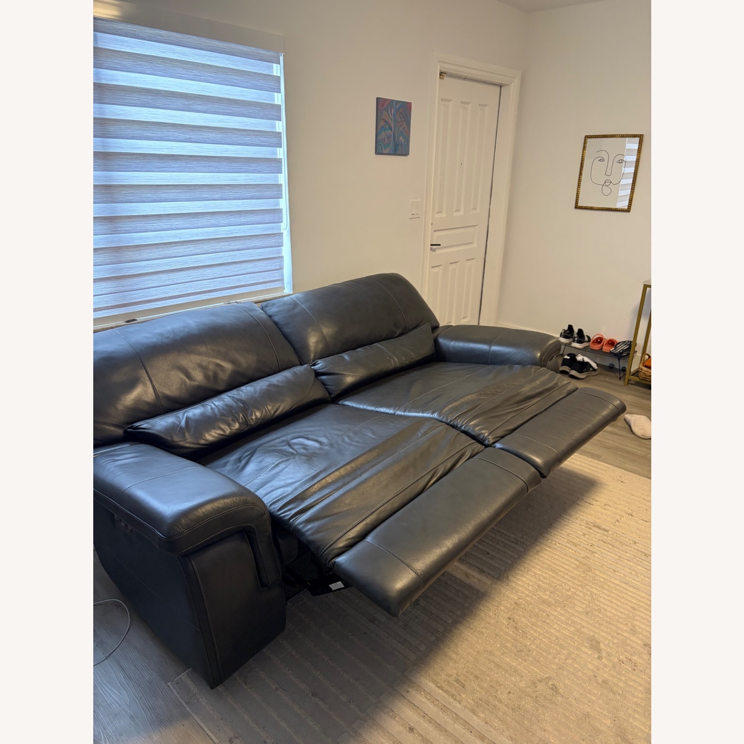 Reclyning Leather Sofa - image-2