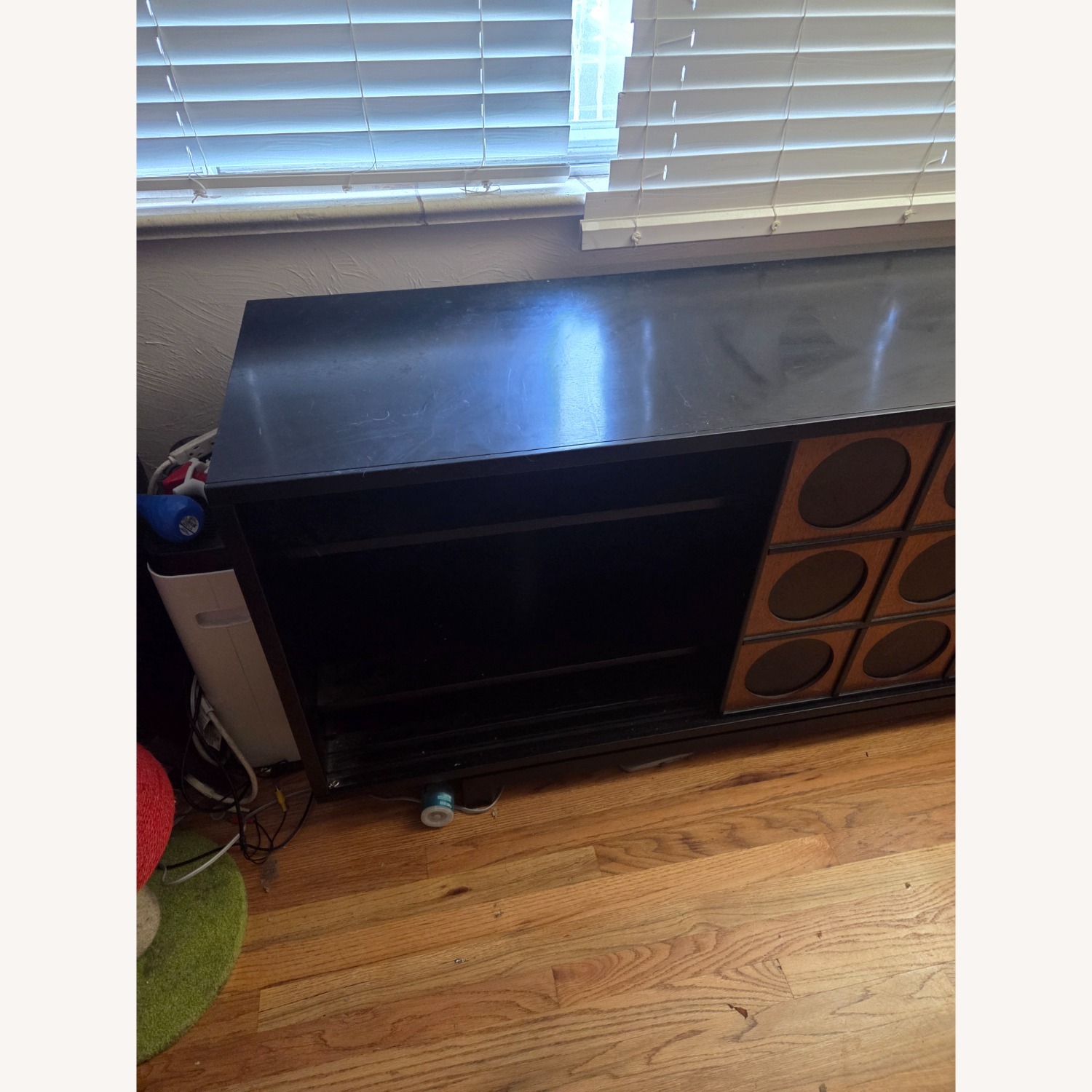 Vintage/Antique Dark Brown Sideboard - image-3