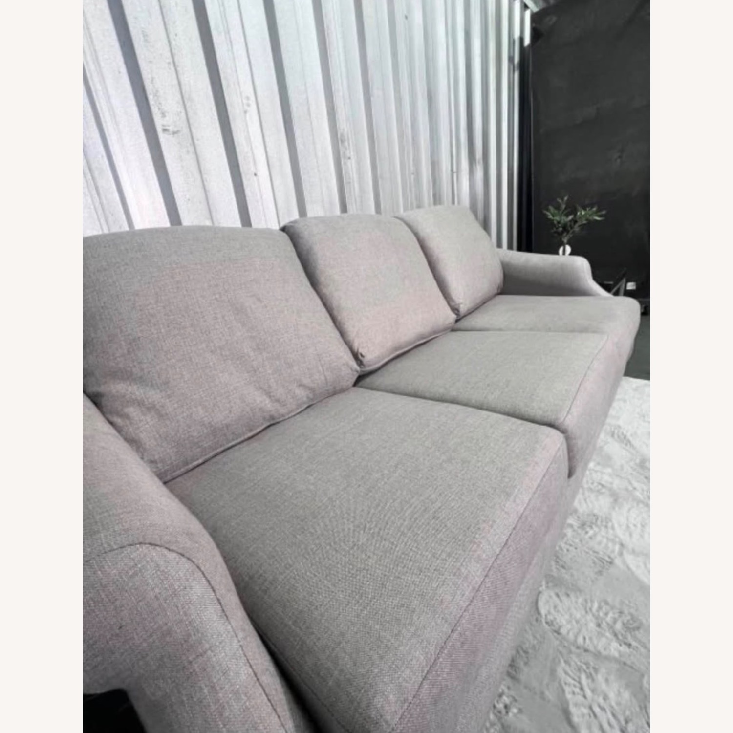 Raymour & Flanigan Light Gray 3+ Seater Sofa - image-2