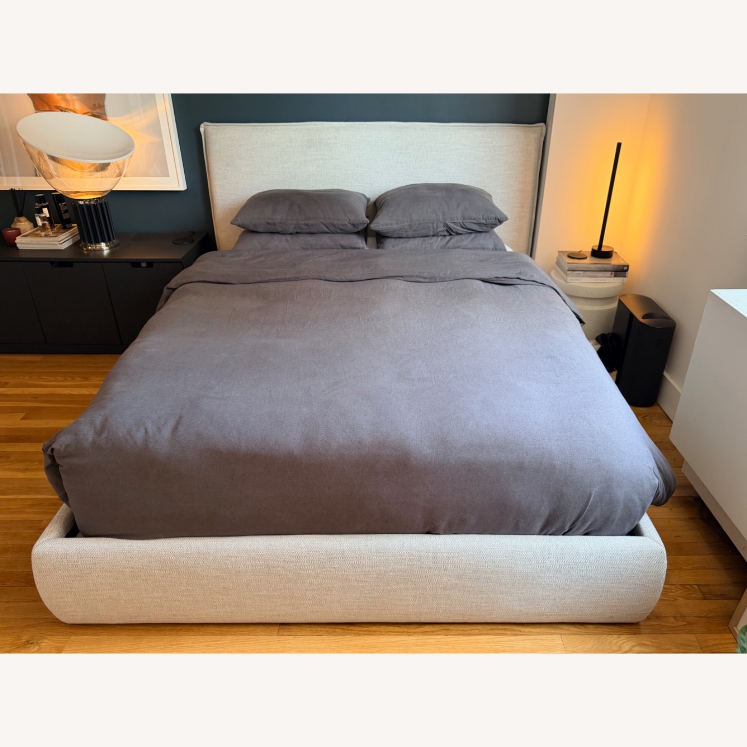 Light Gray Fabric Queen Bed - image-2