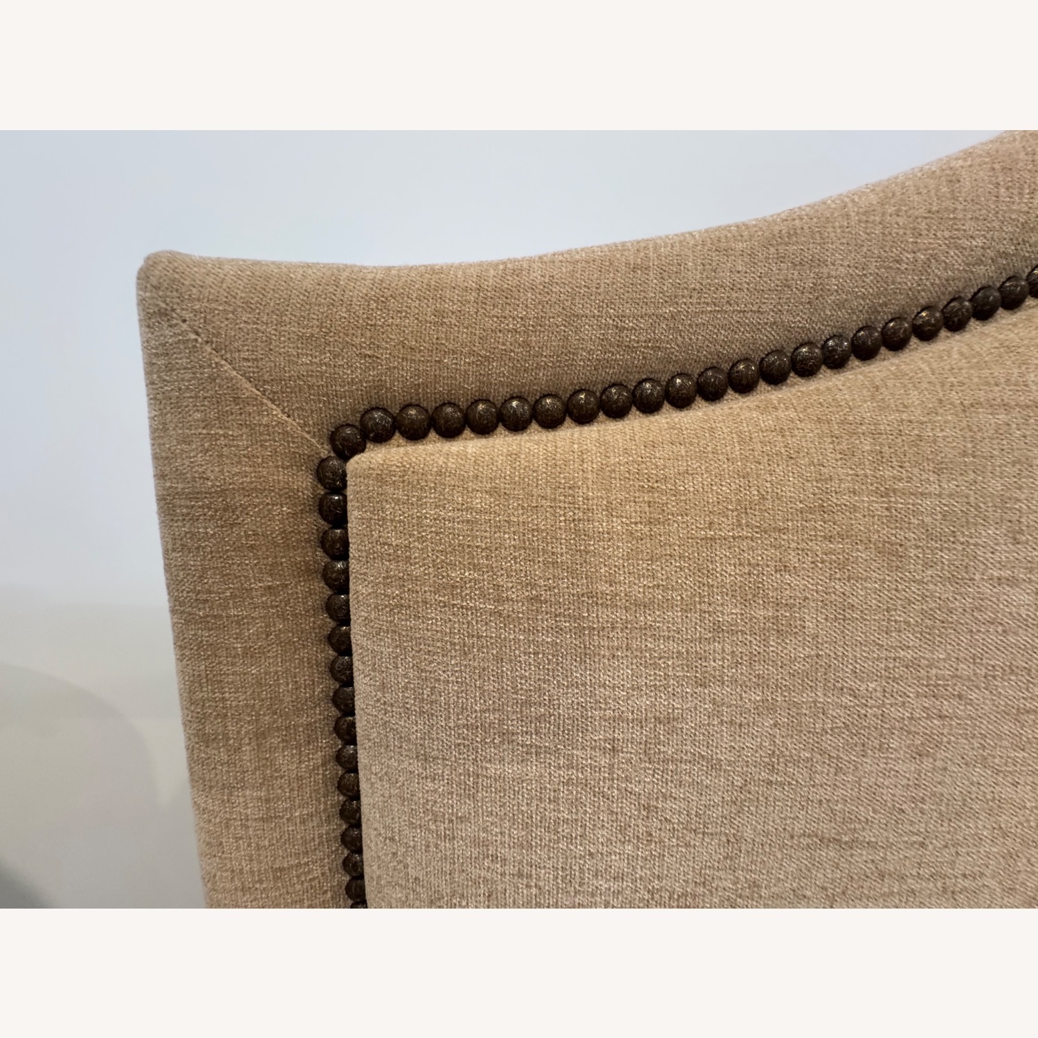 Bassett Fabric Queen Bed - image-5