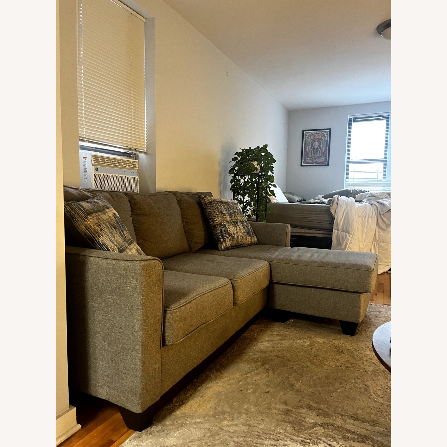 Raymour & Flanigan Wrenn Light Gray 2 Piece Sectional - image-3