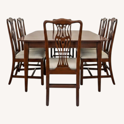 Used Expandable Mahogany Vintage Table for sale on AptDeco