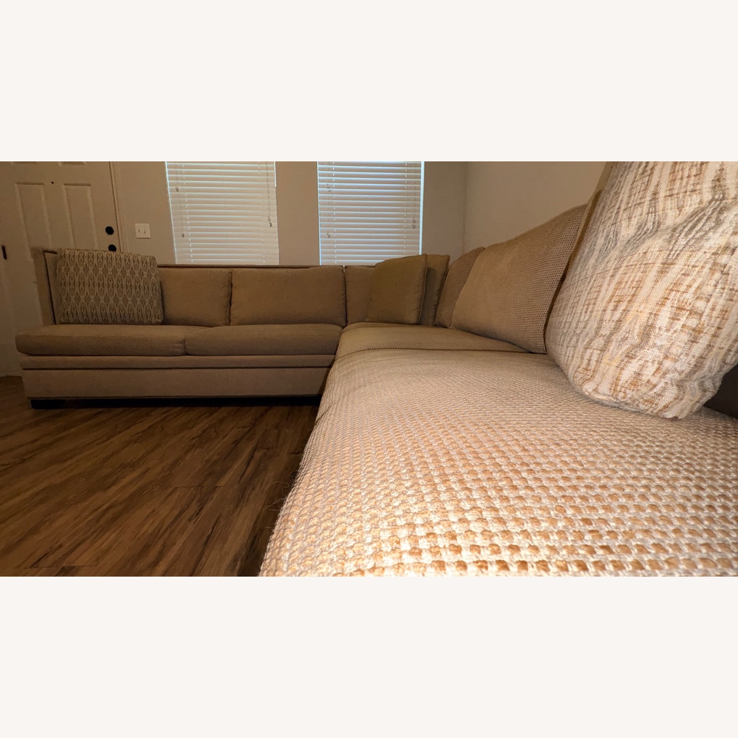 Berndhart Sofa Sectional Interior Luxury  - image-3