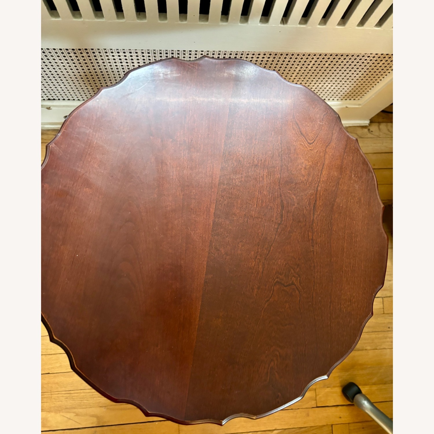 Vintage Queen Anne Mahogany Table - image-2
