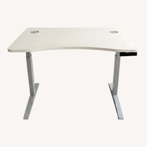 Used Height Adjustable Desk with Dual Motor System for sale on AptDeco