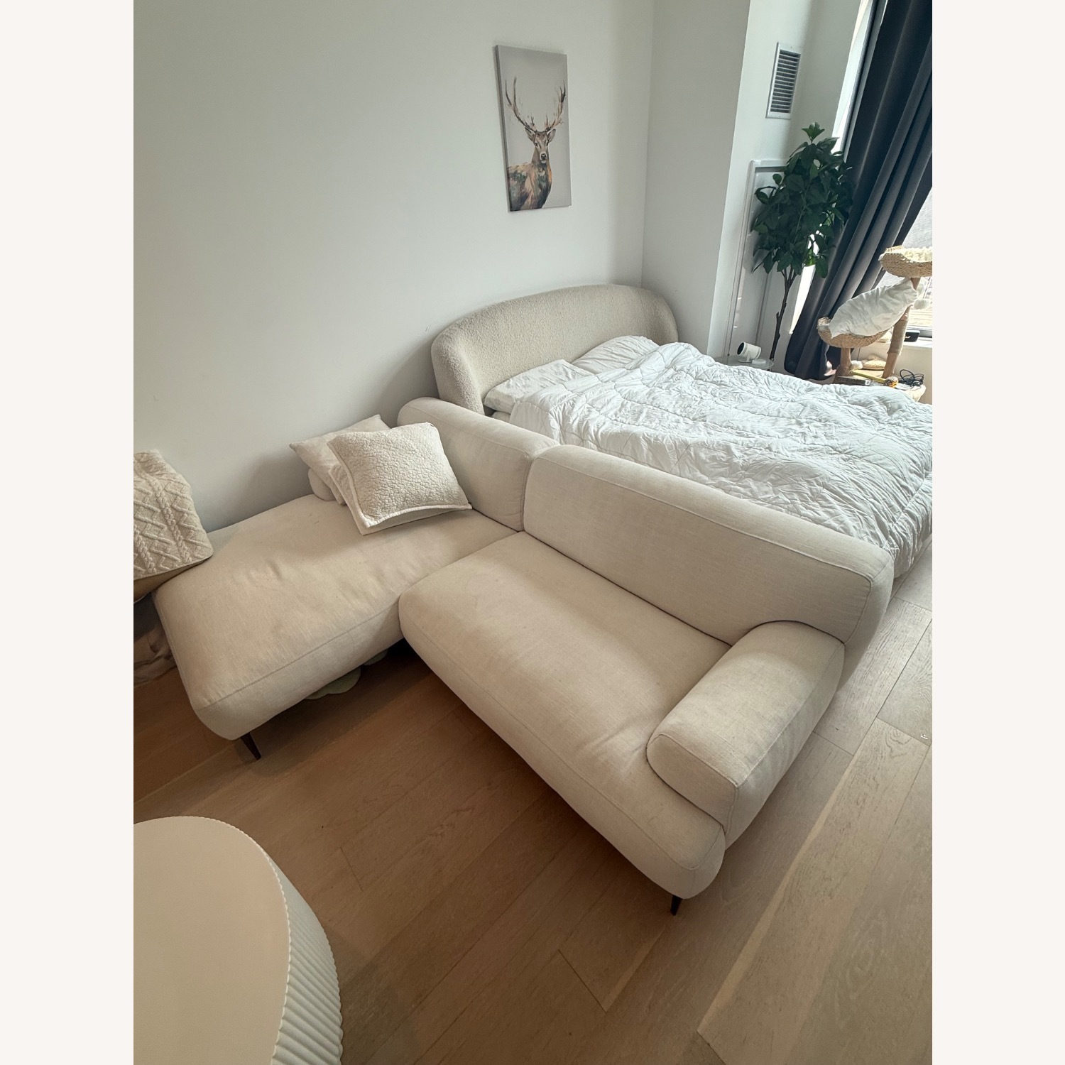 Article Abisko White Fabric 2 Piece Sectional - image-2