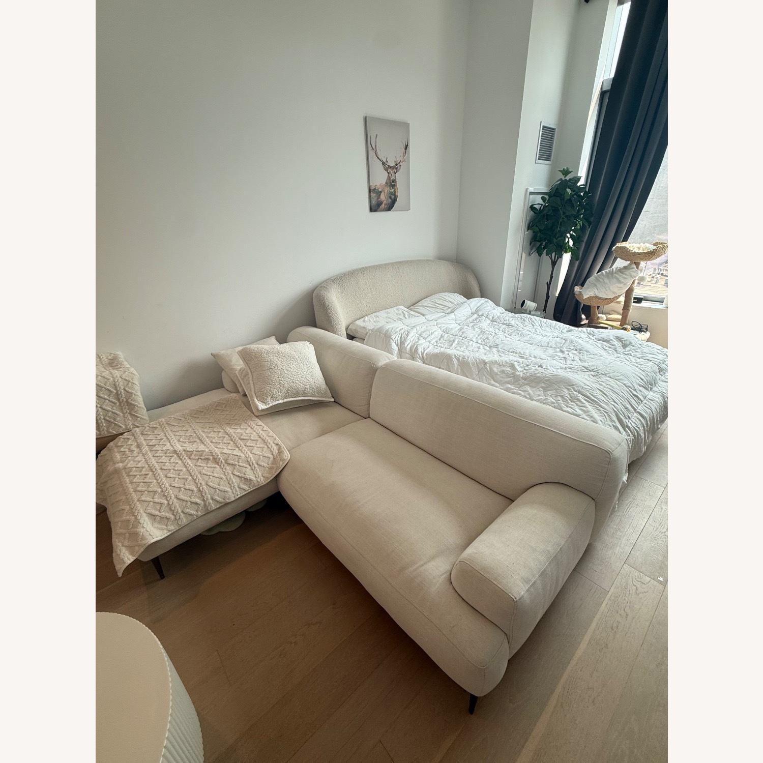 Article Kayra White Boucle Queen Bed - image-1