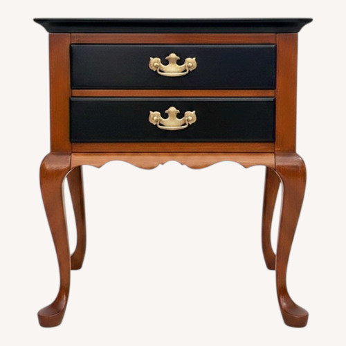Used  1960’s Pennsylvania House Queen Anne Side Table for sale on AptDeco