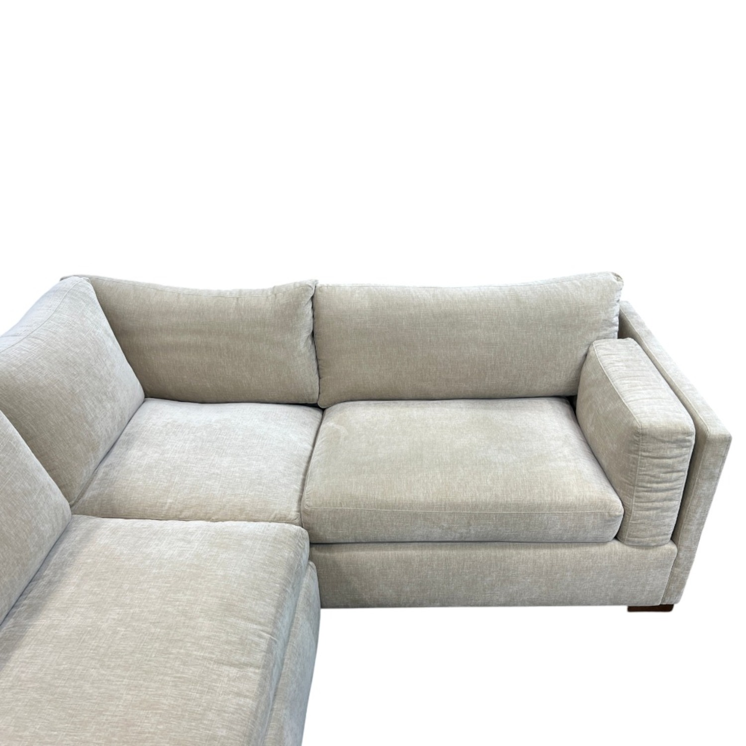 Benchmade Modern Fairfax Sectional Couch - image-13