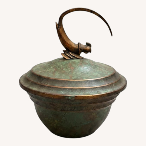 Used Vintage/Antique Brass Déco for sale on AptDeco