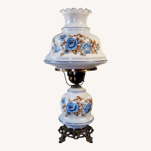 Used Vintage/Antique Finds Table Lamp for sale on AptDeco