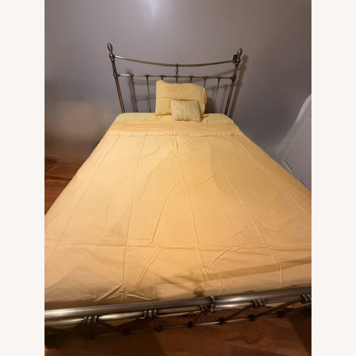 Sleepy's Brass Queen Bed Frame - image-1