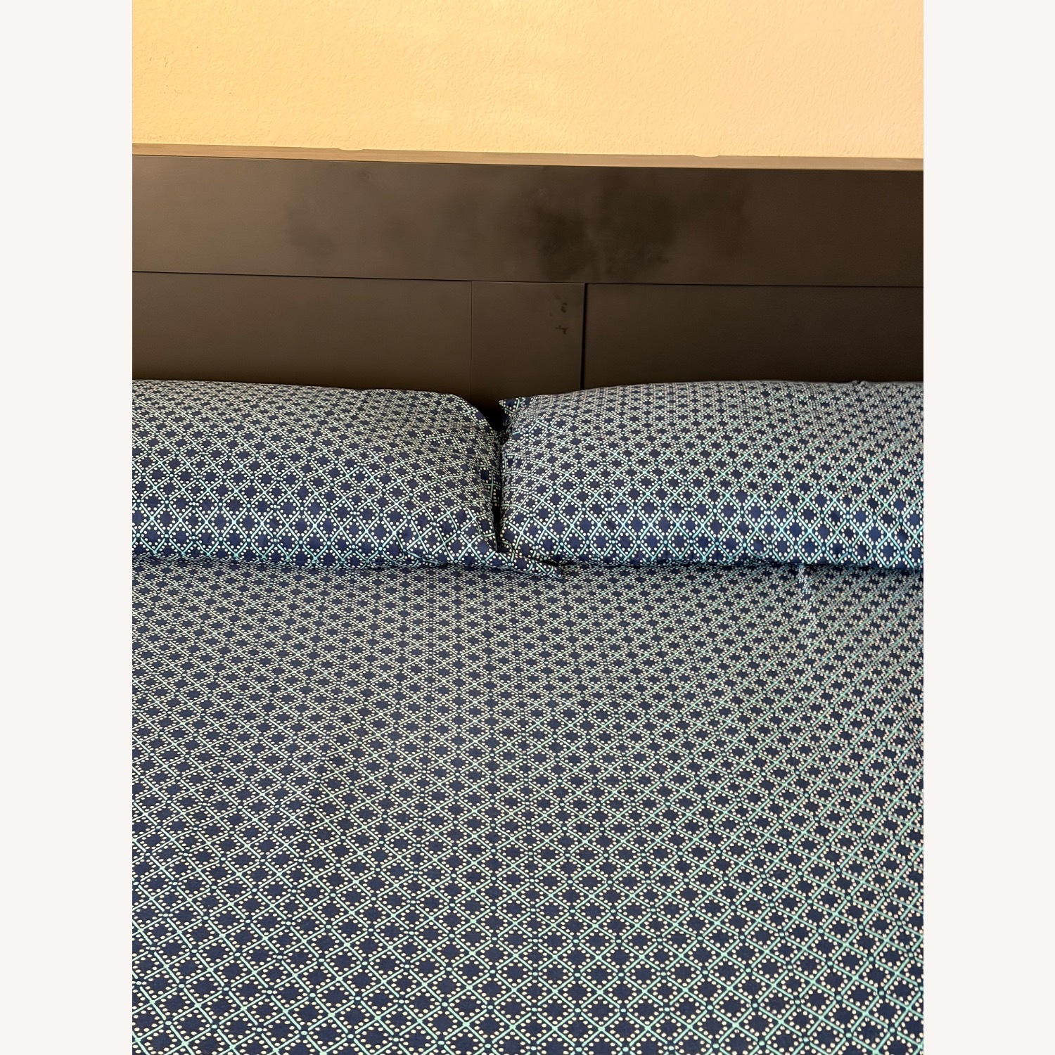 Black Wood Queen Bed - image-7