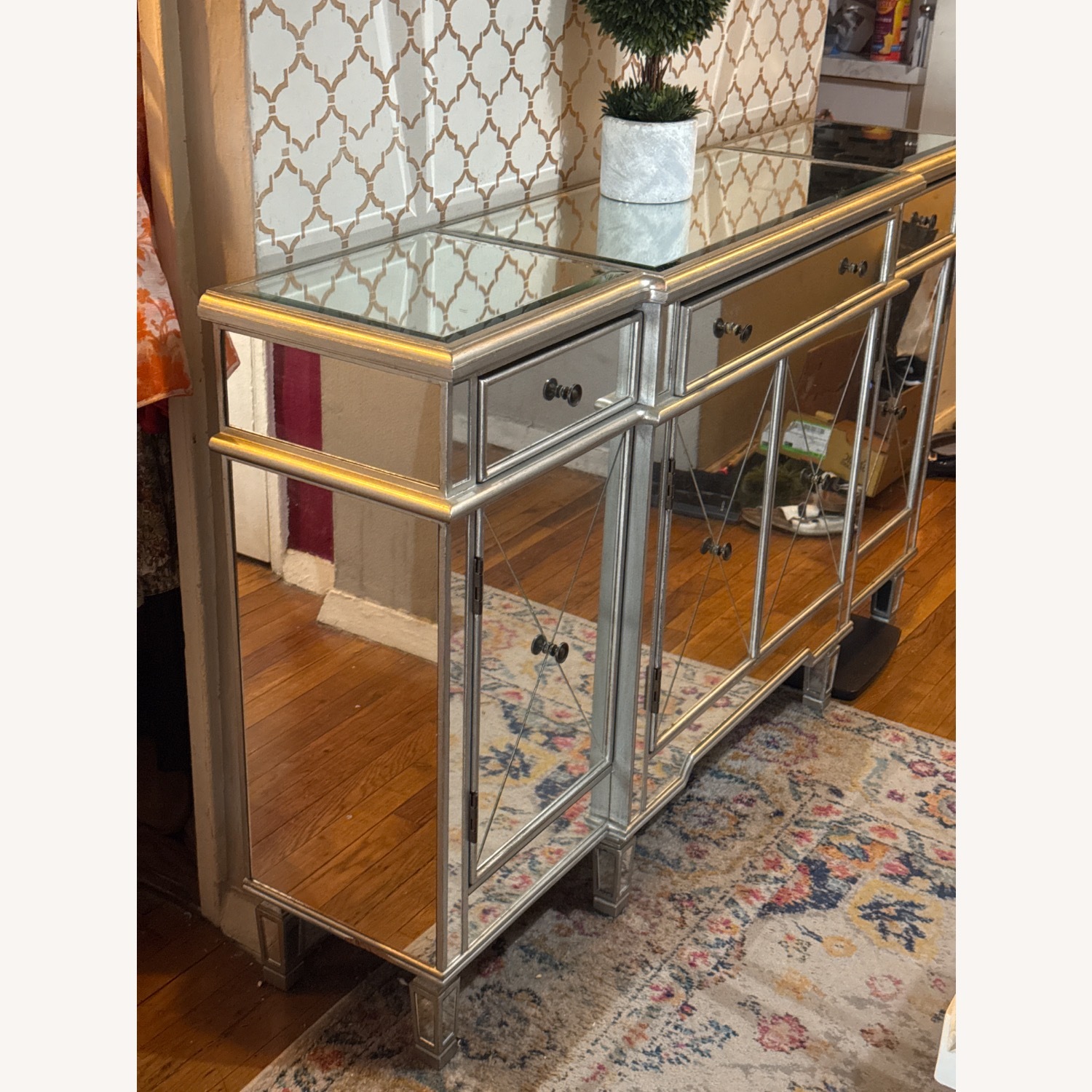 Bob's Discount Furniture Transparent Sideboard - image-8