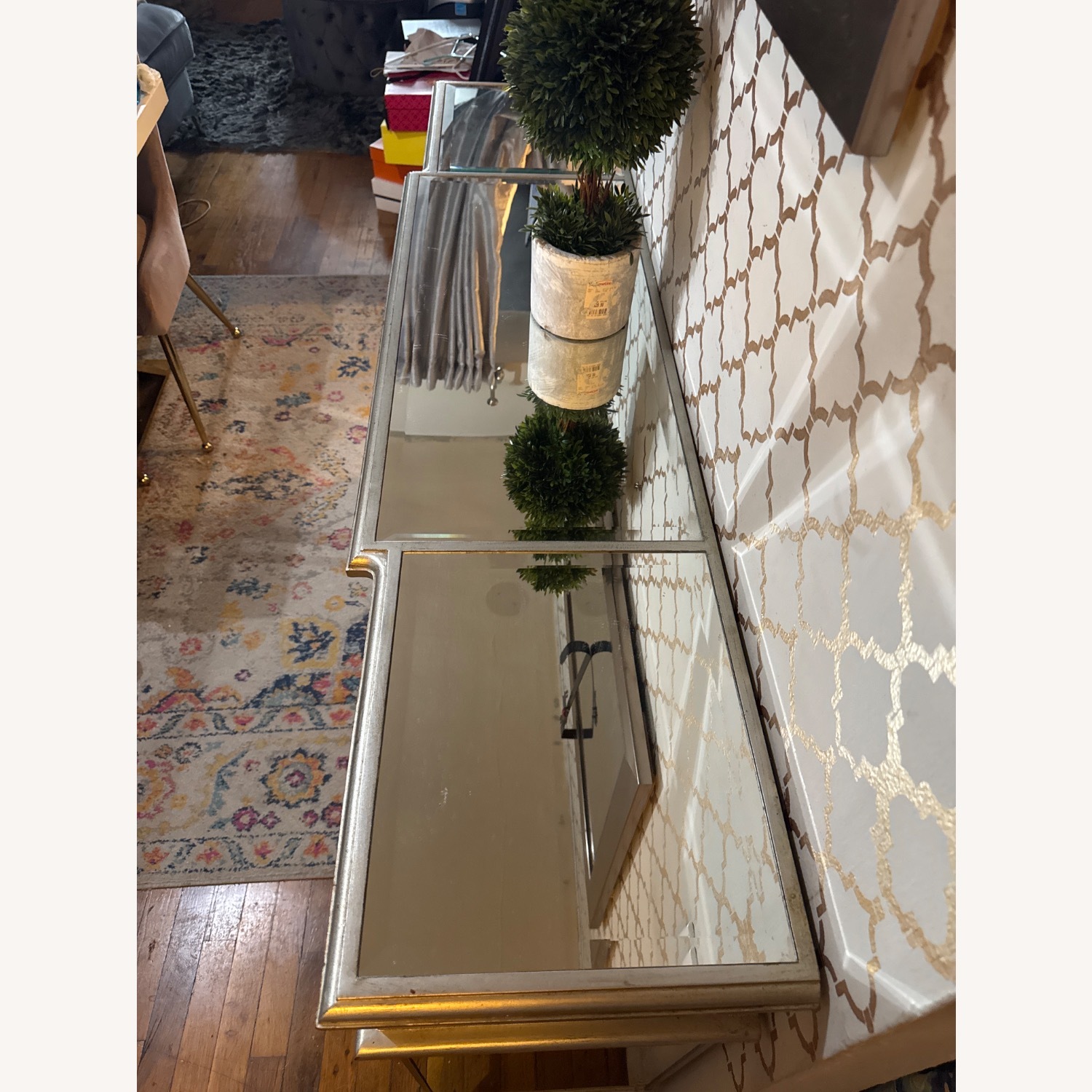 Bob's Discount Furniture Transparent Sideboard - image-7
