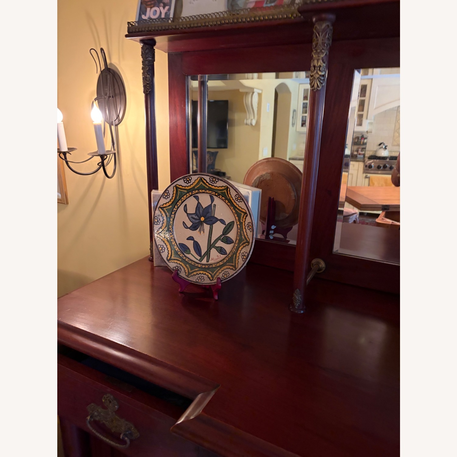 Fine Mahogany Hutch - image-4