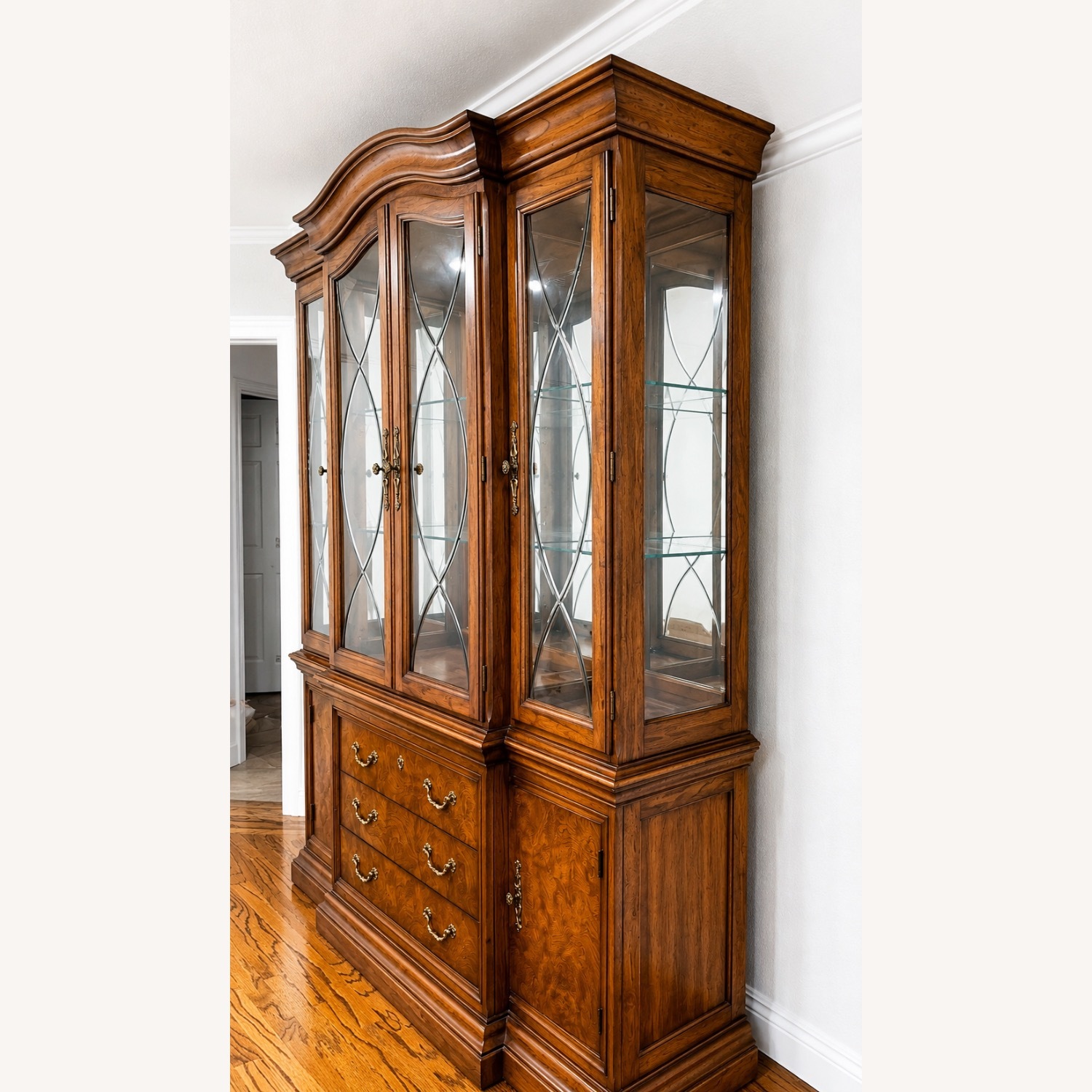 Thomasville Furniture Industries Sideboard - image-2