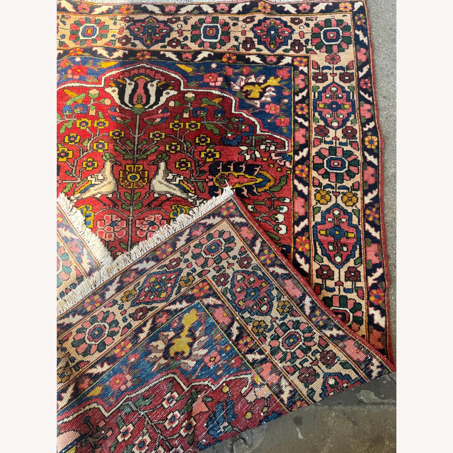 Antique Persian Bakhtiari Carpet  - image-6