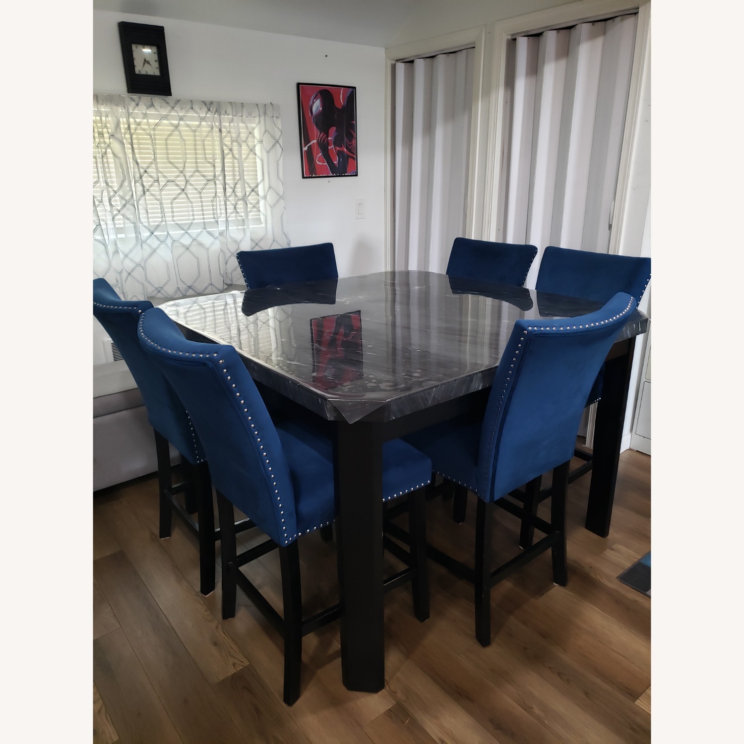 Marbled Dining Set - image-2
