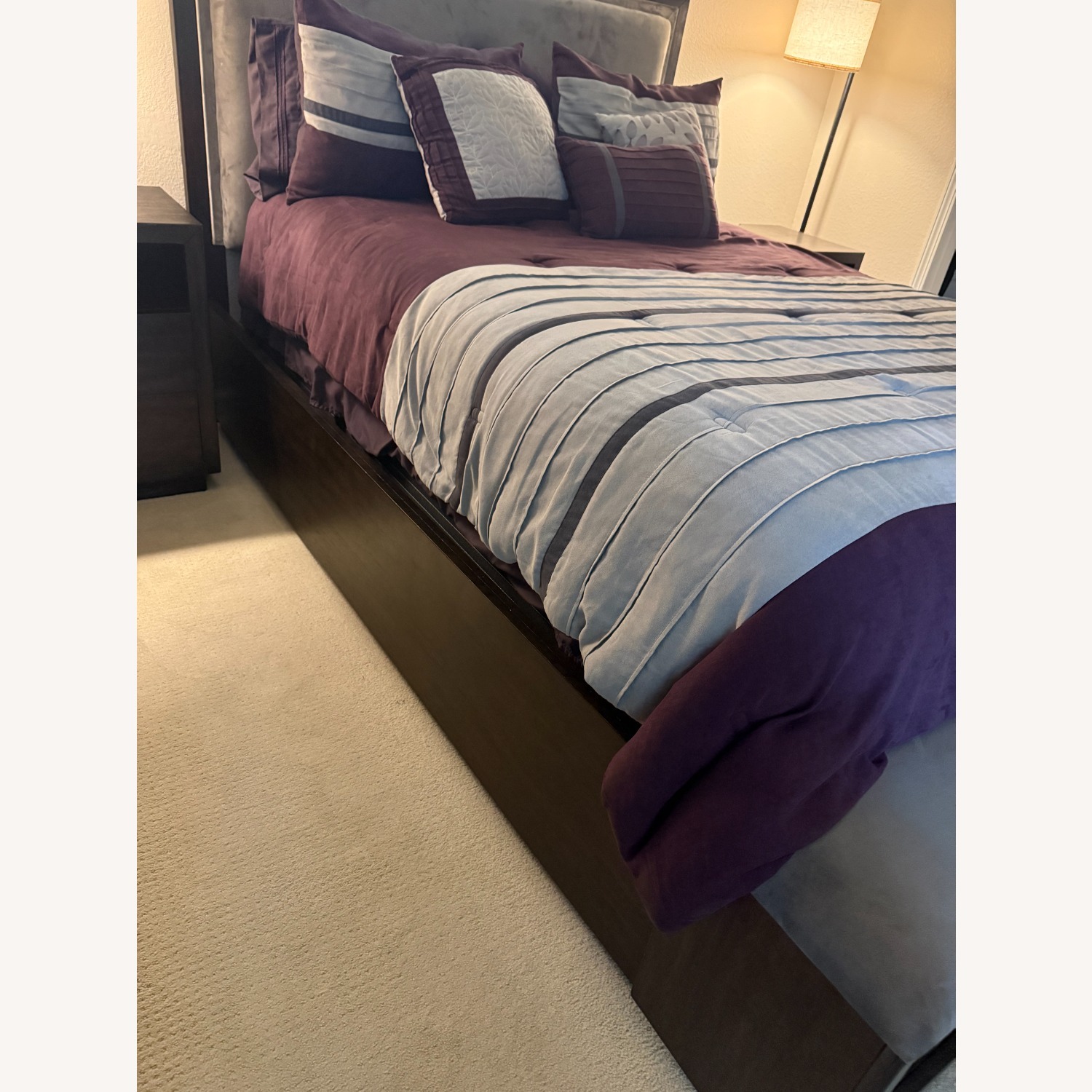 Queen Bed - image-3