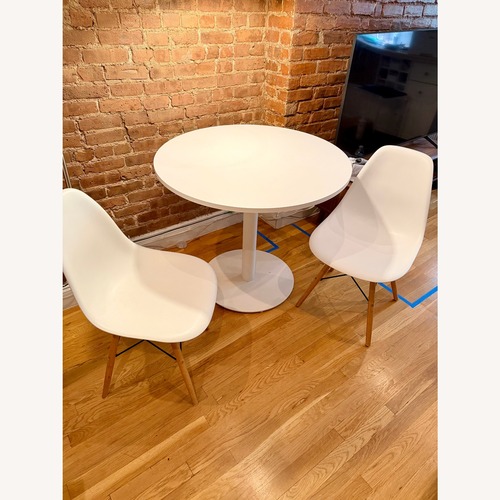Used White Dining Sets for sale on AptDeco