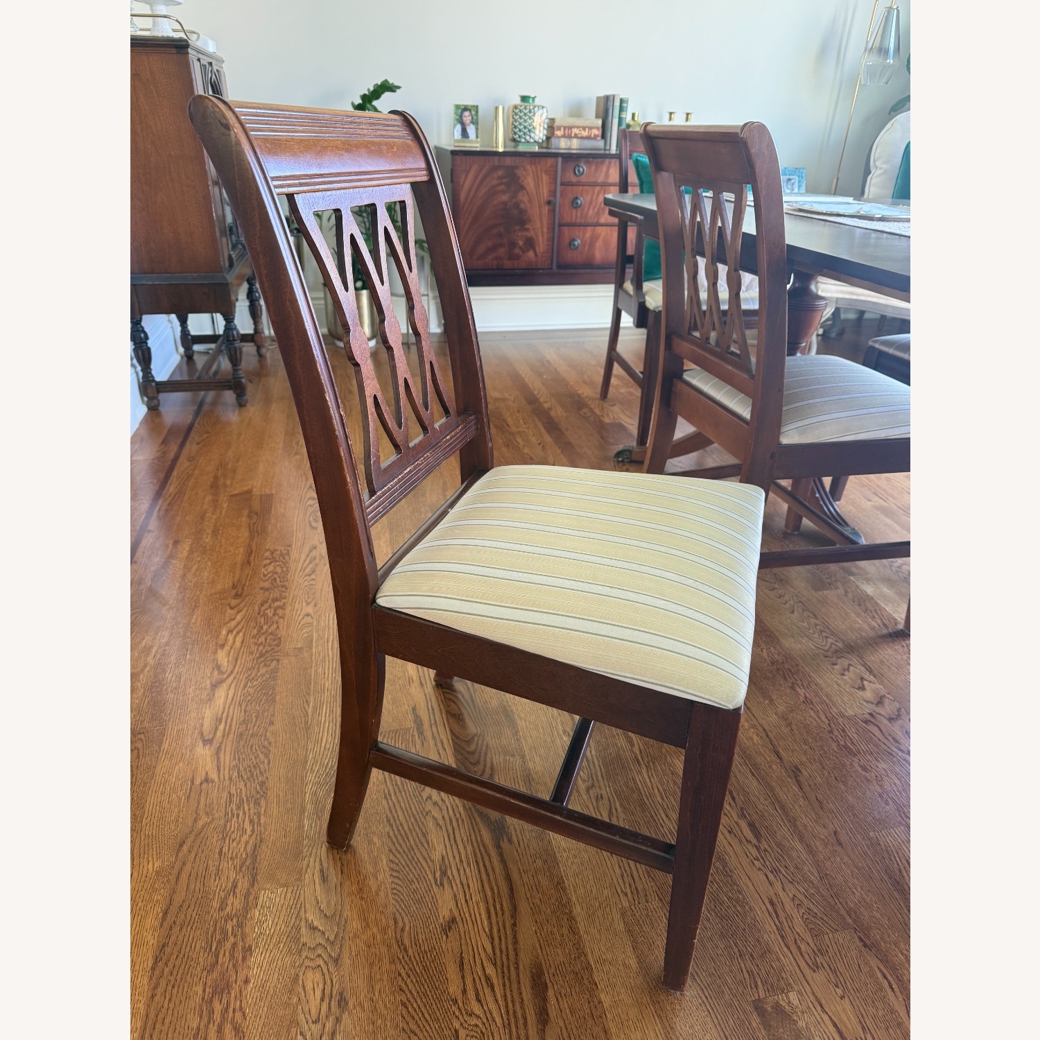 Vintage Mahogany Dining Room Chair Set (6) - image-1