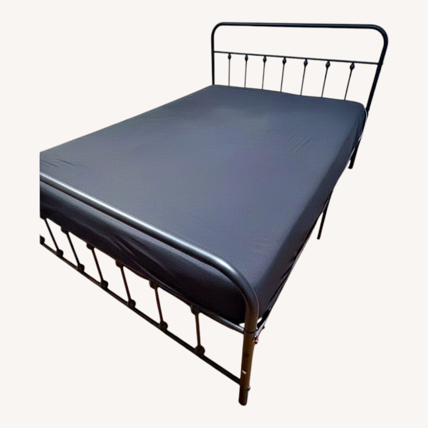 Black Metal Full Bed - image-0