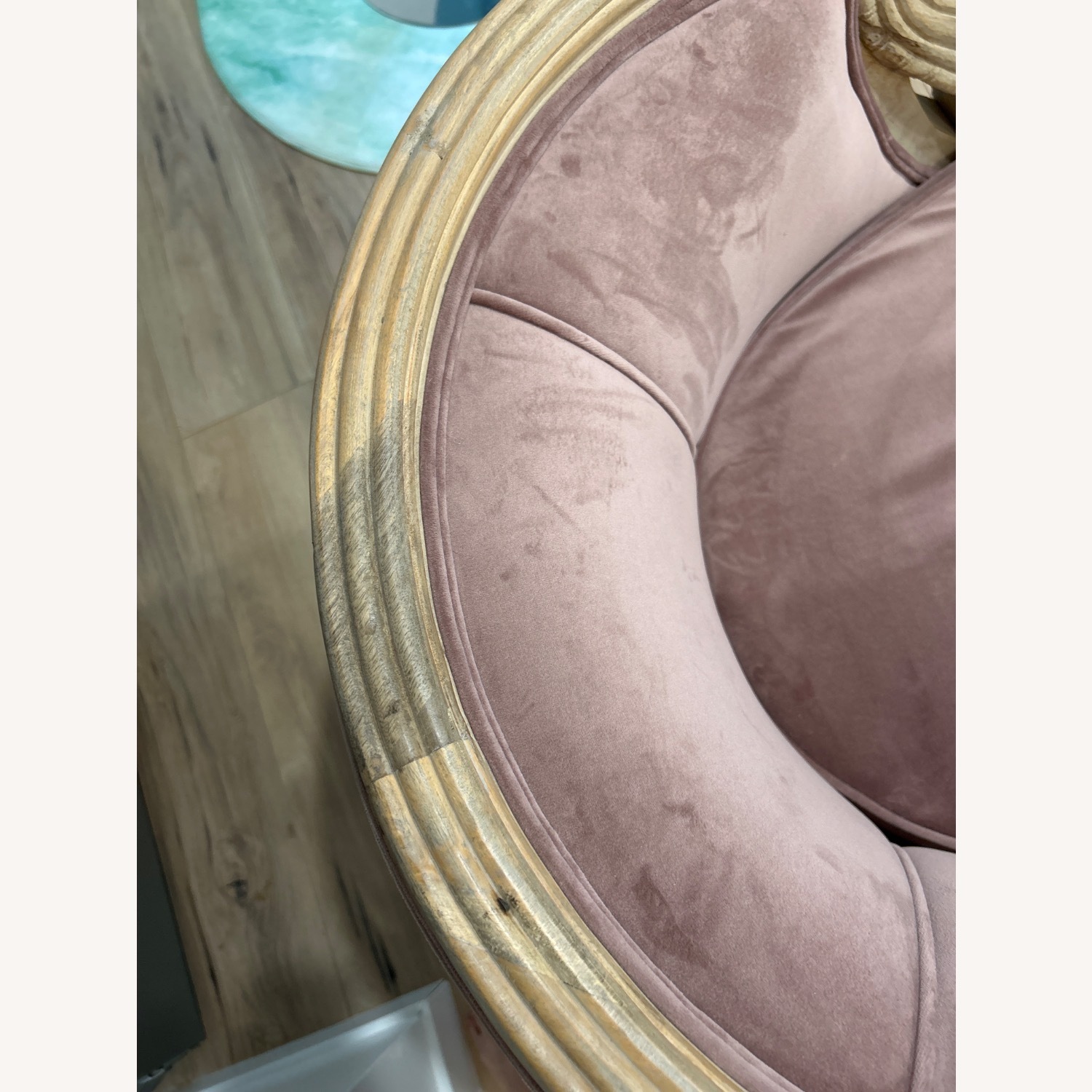 Pair of Two Vintage Swan Armchairs in Velvet Blush - image-5