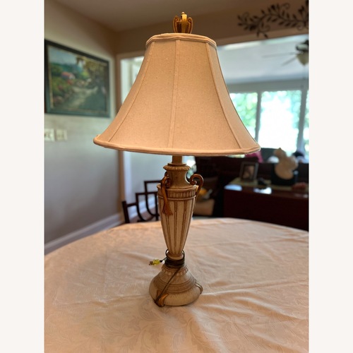 Used Vintage Neoclassical Urn Table Lamp  for sale on AptDeco