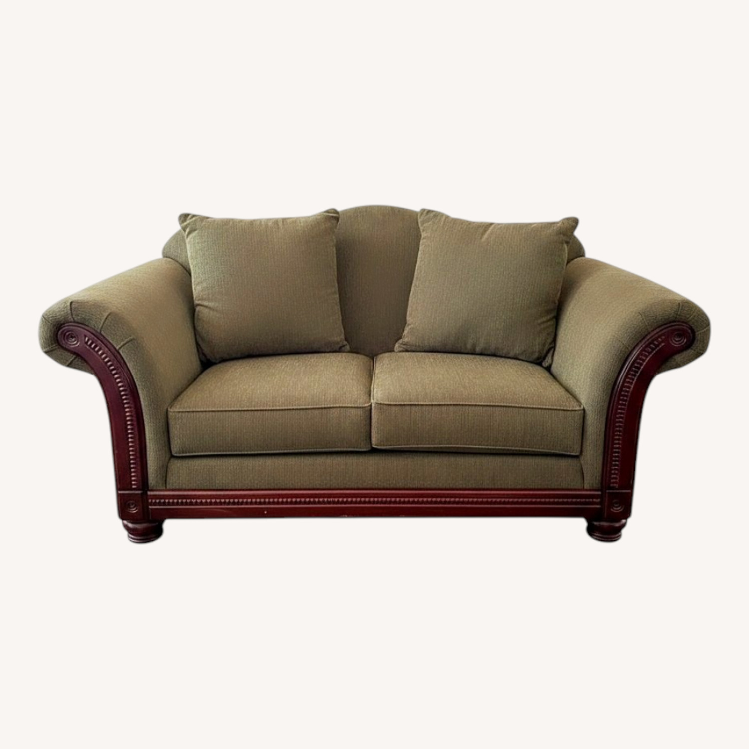 Vintage Traditional Sofa - image-0