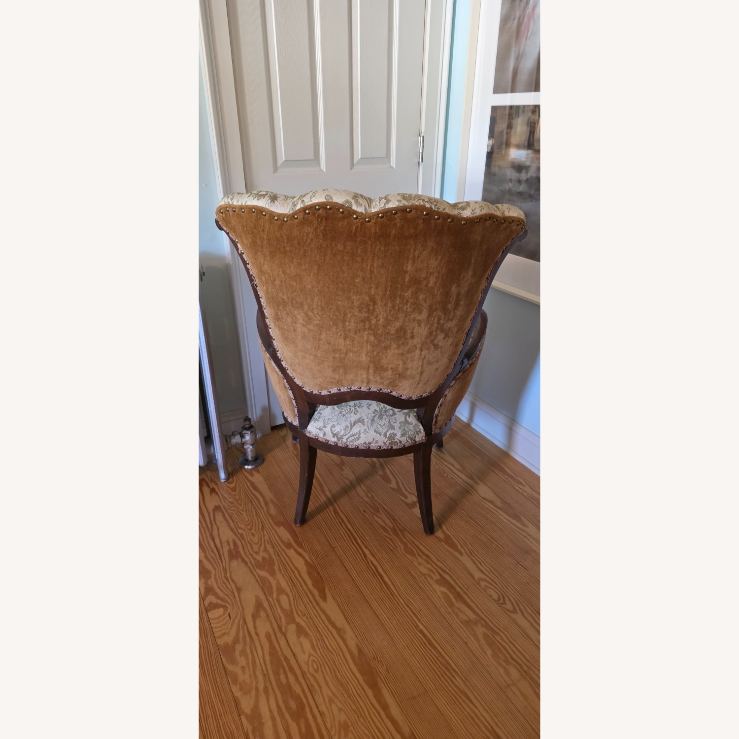 Vintage/Antique Finds Armchair - image-5