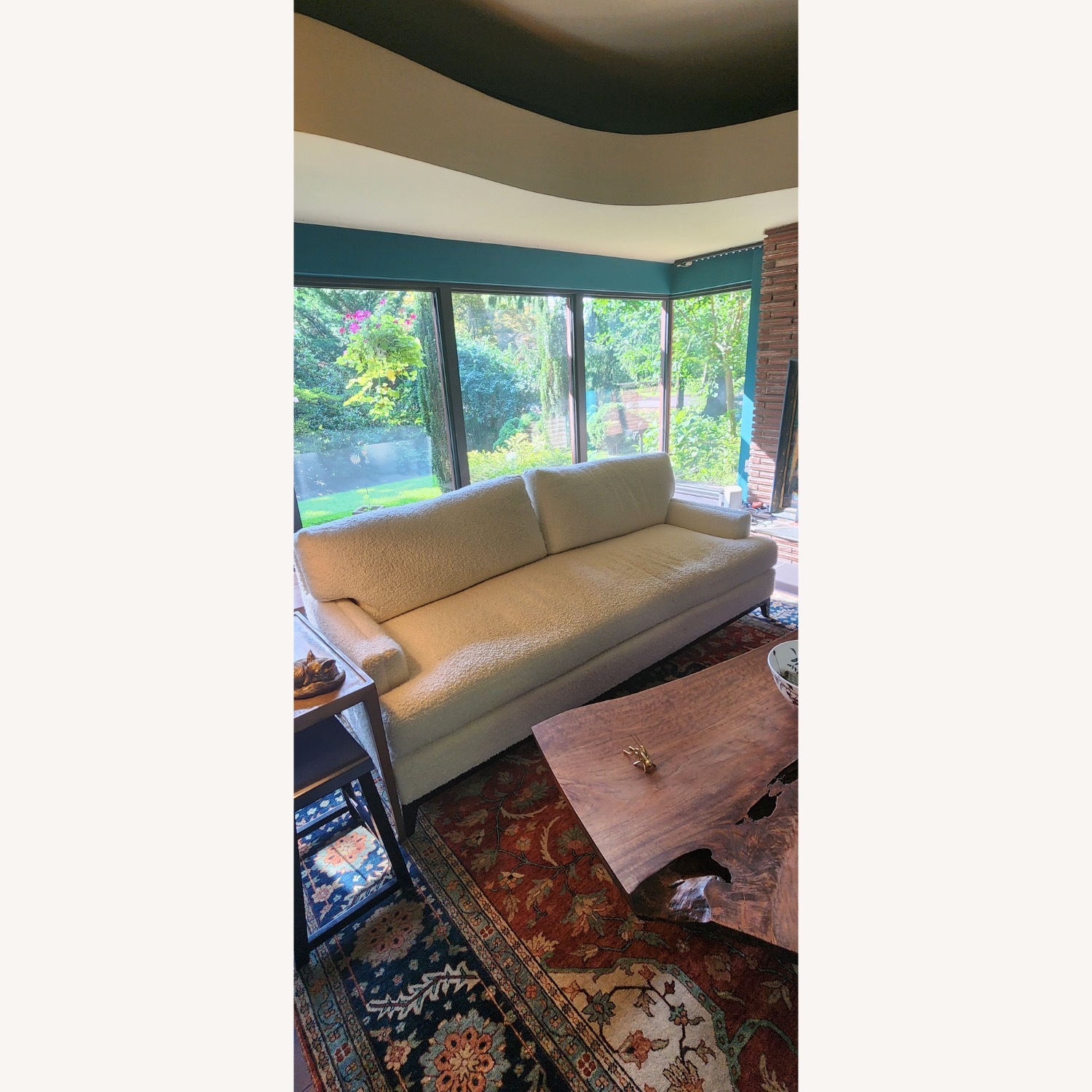 Highland House Sofa - image-4