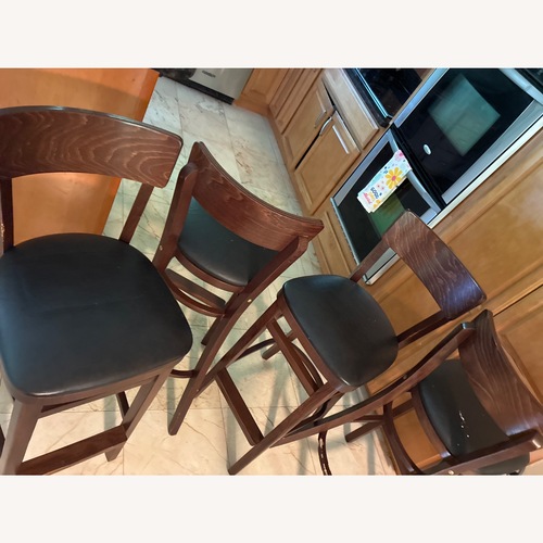 Used Stool Chairs for sale on AptDeco
