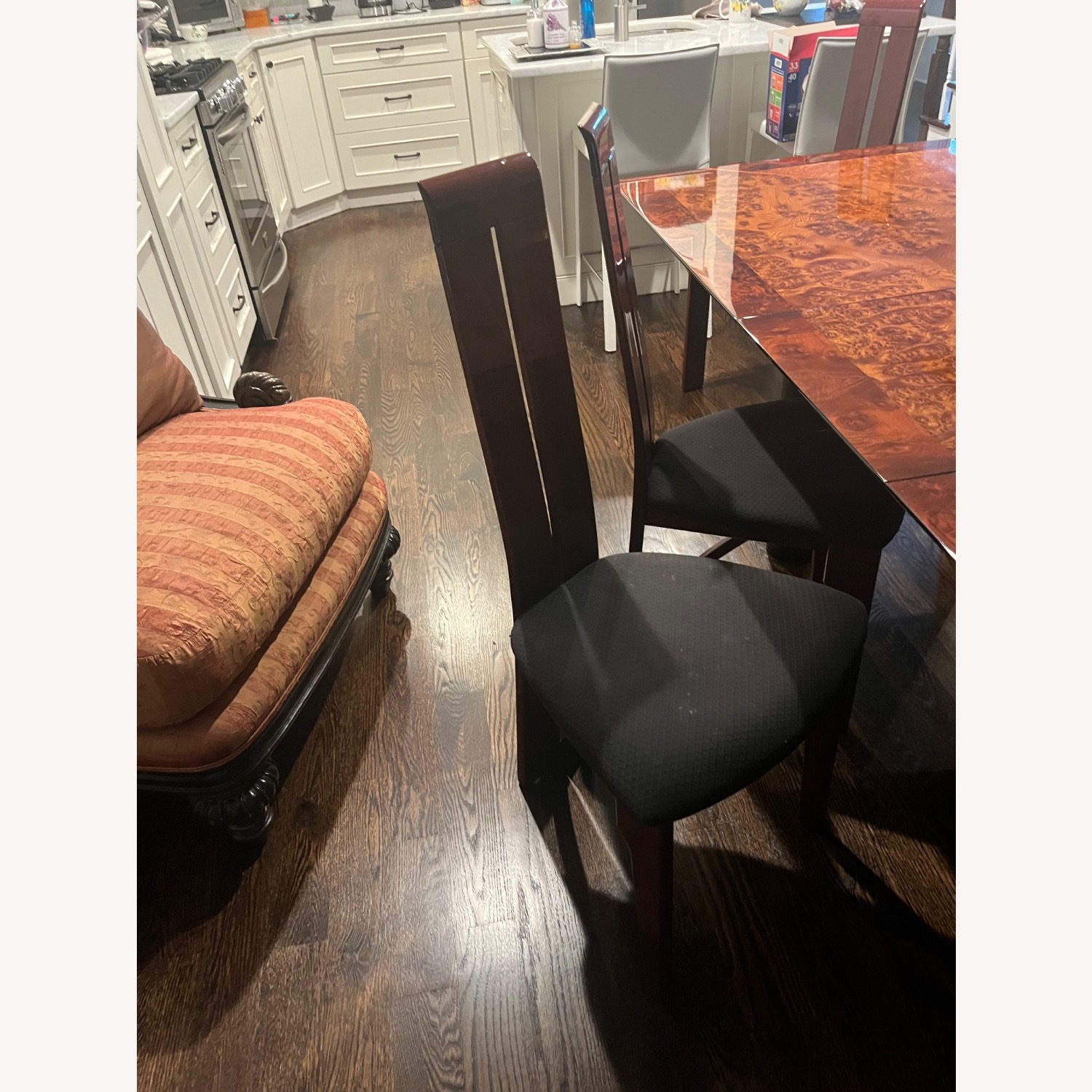 Table and Chairs Set - image-9
