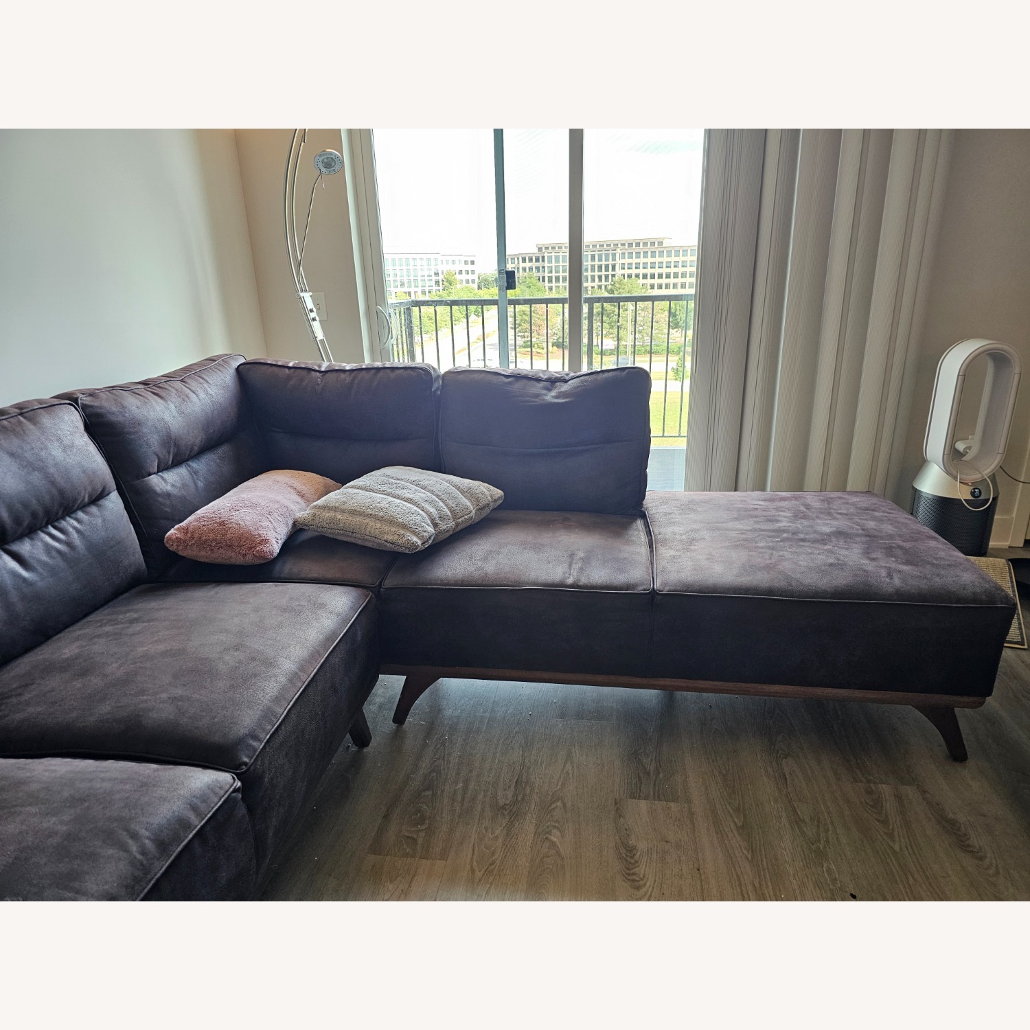 Montinello 2 Piece Sectional - image-3