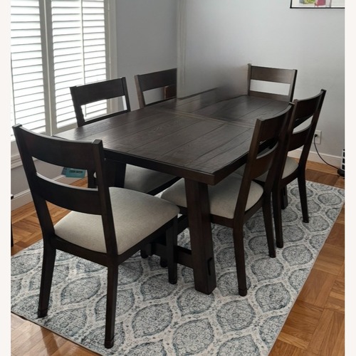 Used Living Room Furniture Set for sale on AptDeco