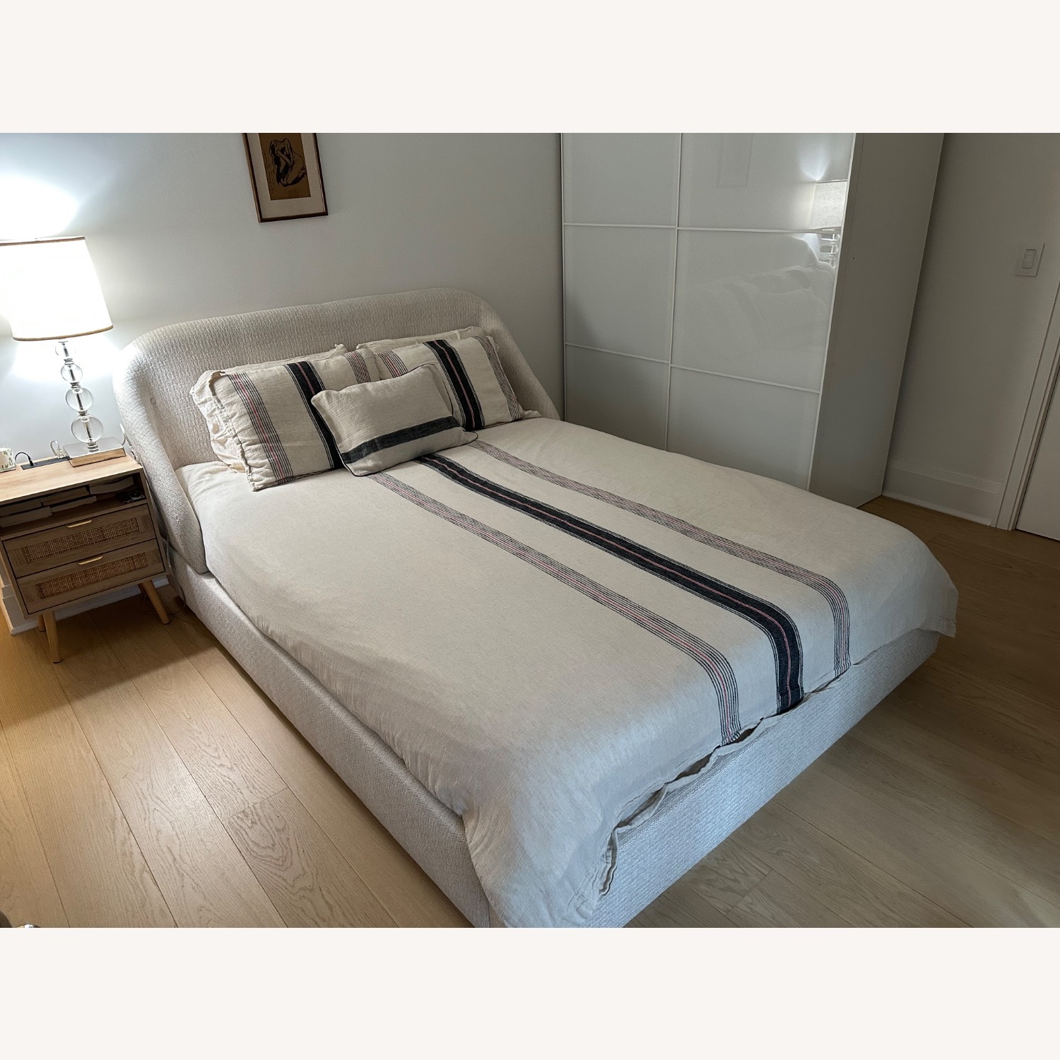 Lazzoni Colo Storage Natural Fabric Queen Bed - image-2