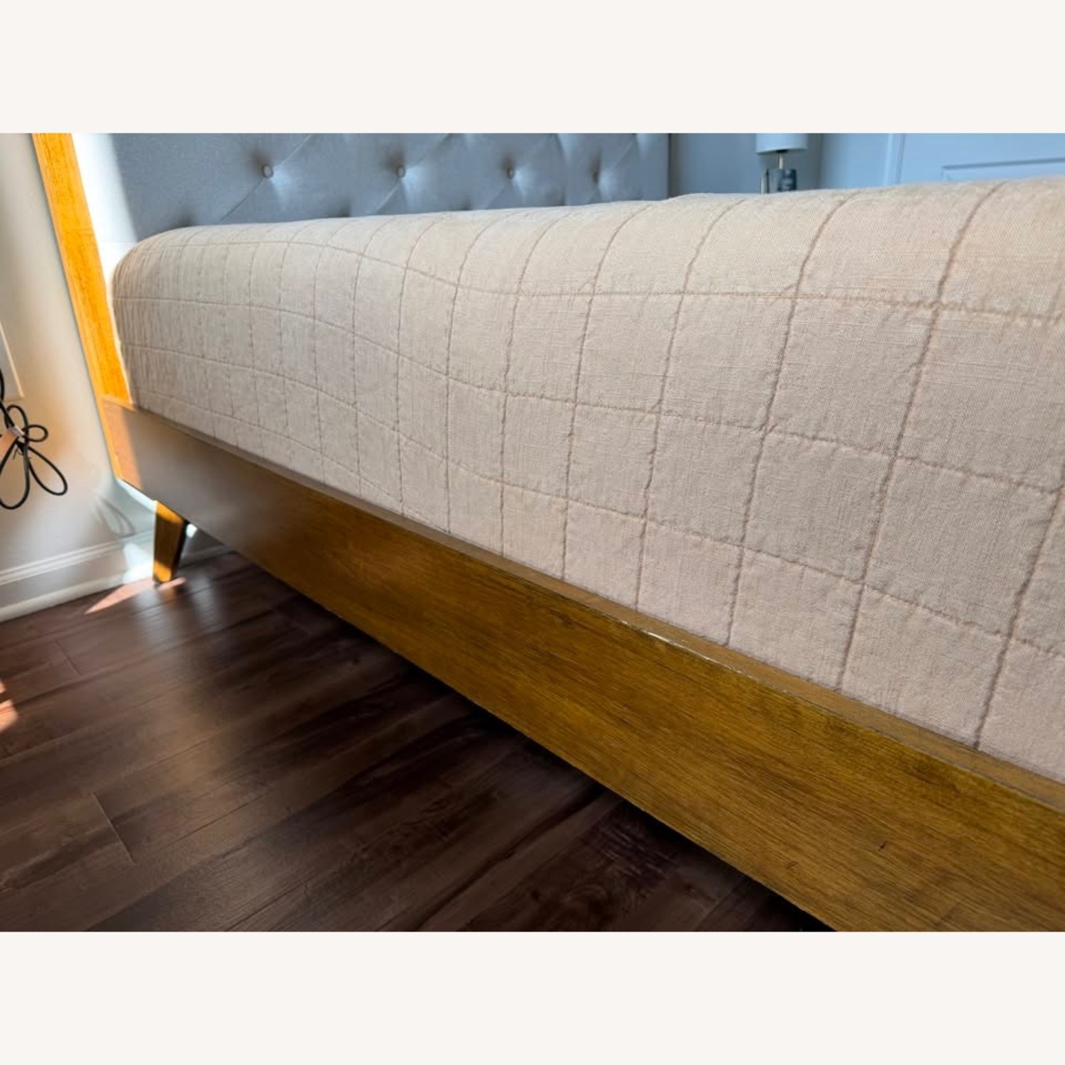 Mathiatis Mid Century Modern Tufted Platform Bed - image-5