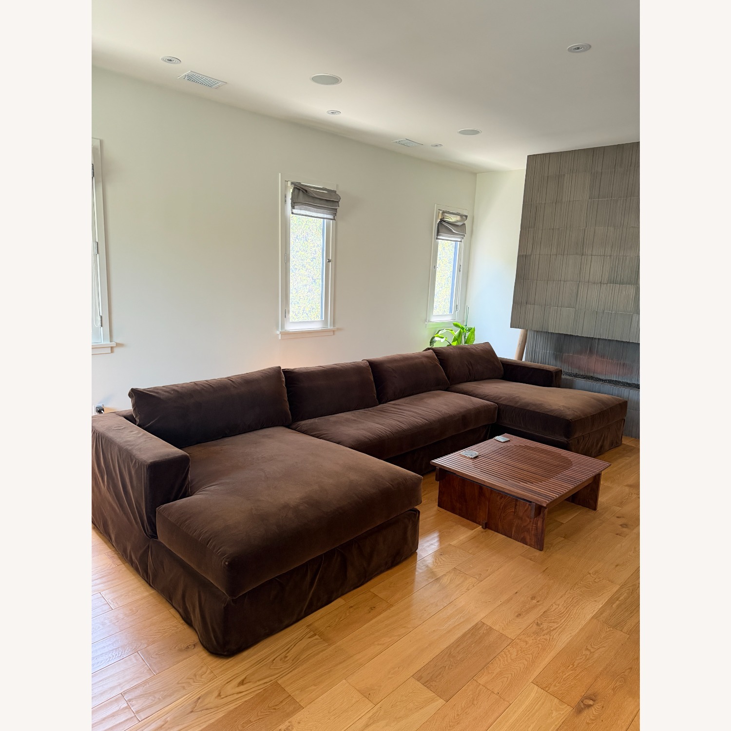 Pottery Barn Carmel Dark Brown Fabric 3+ Piece Sectional - image-2
