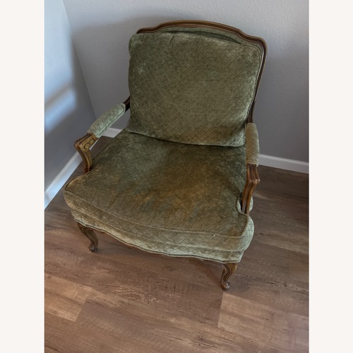 Used Green Sitting Chairs for sale on AptDeco